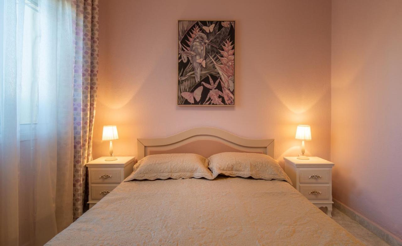 דירות סיקיה Family House Nikos מראה חיצוני תמונה